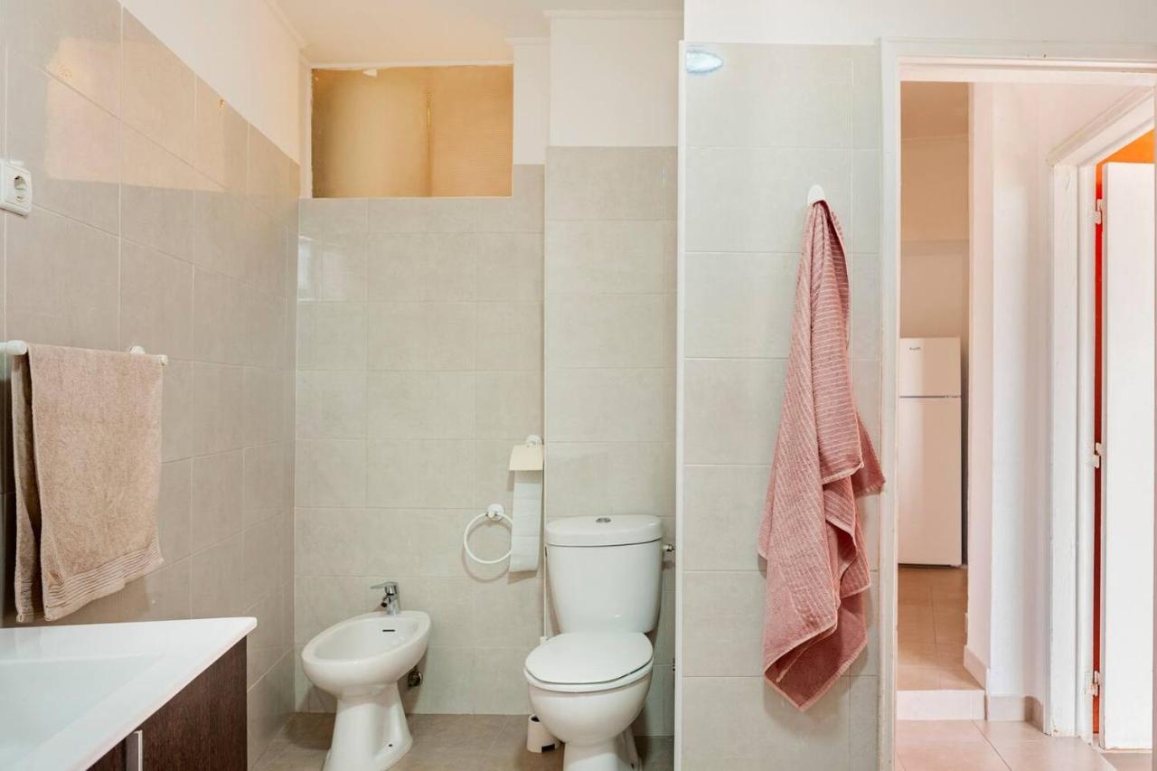 Relax In Lisbon For 4 People With Terrace And Parking Apartment Ngoại thất bức ảnh
